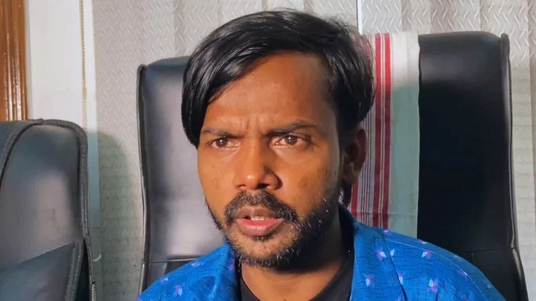 স্ত্রীর দায়ের করা মামলায় হিরো আলম গ্রেফতার